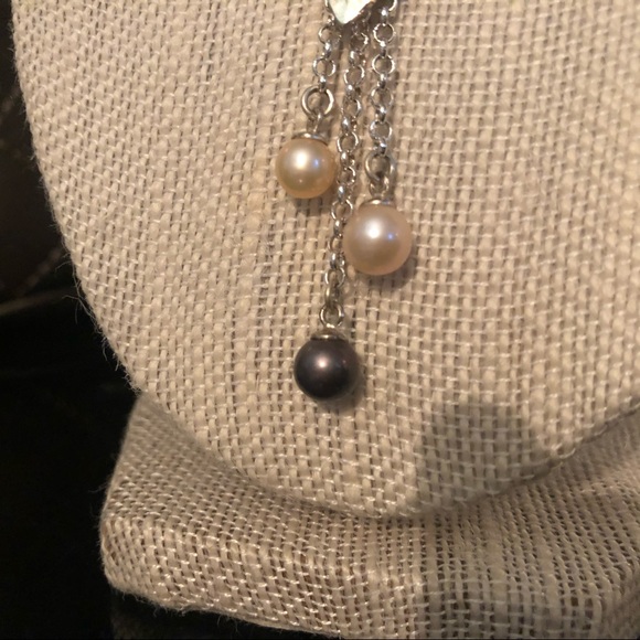 Vantel Pearl Three of Diamonds Necklace Black - Picture 3 of 6
